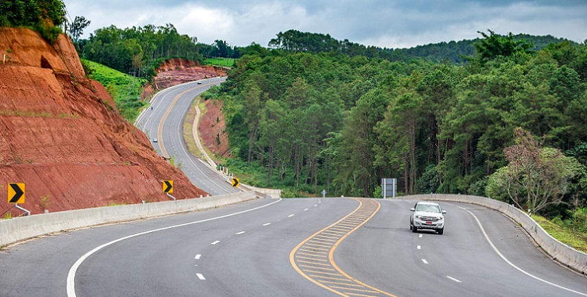 The economic corridors of the Greater Mekong Subregion are not just roads or highways, but they encompass a variety of economic activities that run parallel to main transport routes.