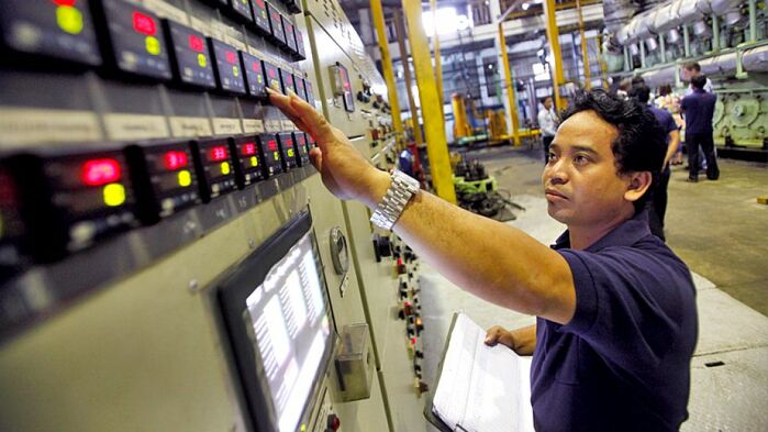 The improved power supply developed a special economic zone in Cambodia's Kampot province and attracted businesses that sustain much-needed jobs for the local community. http://www.adb.org/results/cross-border-energy-trade-powers-development-cambodia